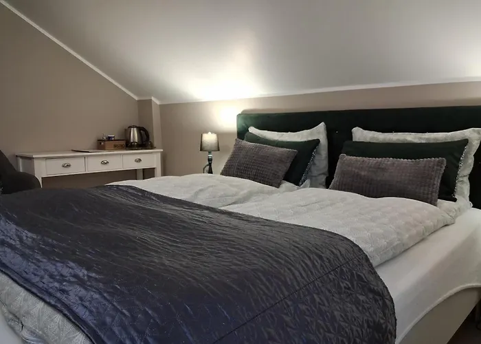 Oren With Bathroom, Private Entrance Drammen